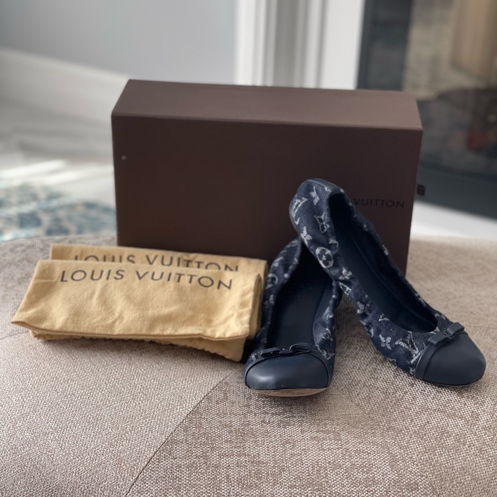 Louis Vuitton Women's Dark Navy Denim Monogram Ballet Flats with box & dust bags